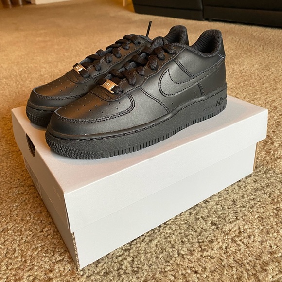 womens black af1